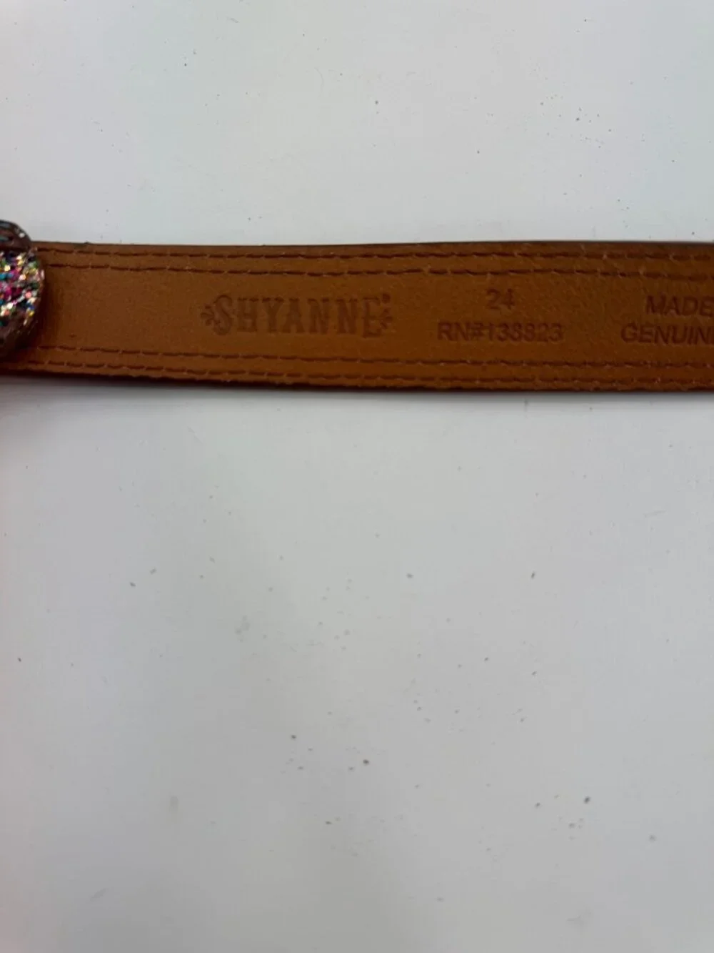 Shyanne Girls Glitter Leather Belt Set Size 20 & 24 Interchangeable Pegasus Buck